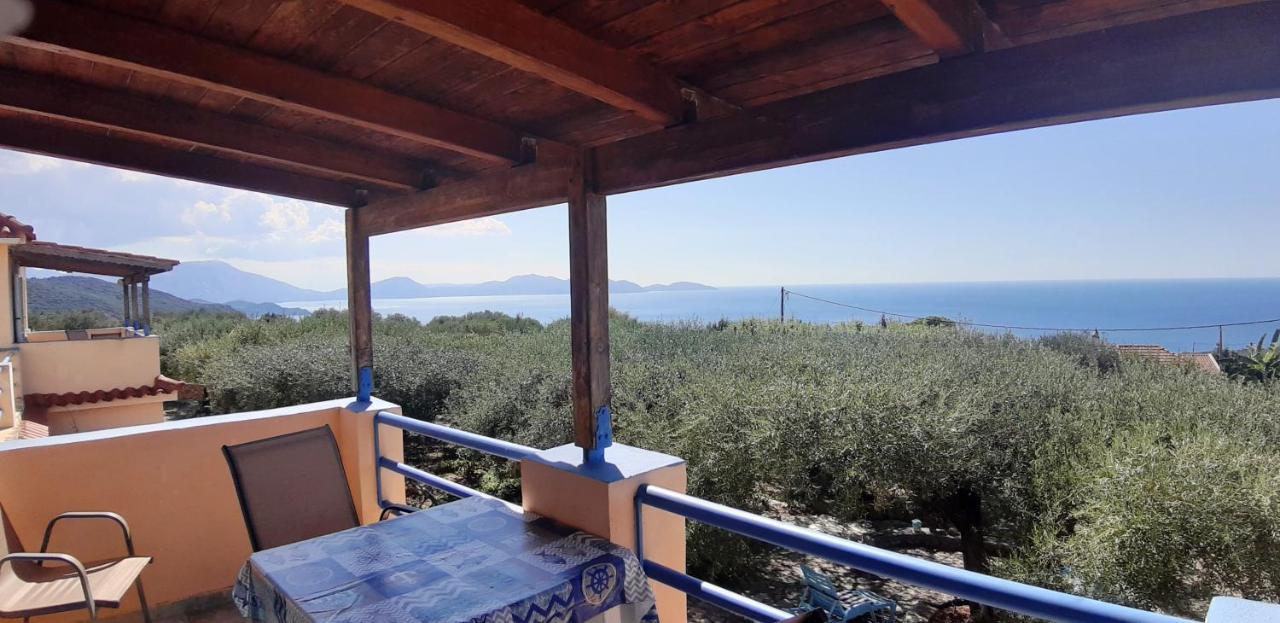 Il Veliero Apartment Fiskardo Bagian luar foto